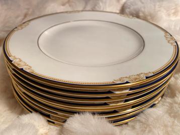 Wedgwood Cavendish 9 Ontbijtborden - 23cm- in goede staat beschikbaar voor biedingen
