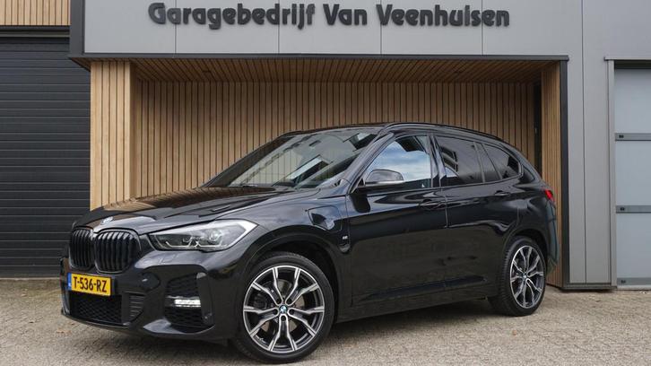 BMW X1 xDrive25e 220pk M-Sport *Facelift* Leder Pano-dak Hea, Auto's, BMW, Te koop, X1, 4x4, ABS, Airbags, Airconditioning, Alarm