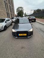 Audi A1 1.2 Tfsi 63KW 2013 Grijs, Auto's, Voorwielaandrijving, A1, 4 cilinders, 4 stoelen