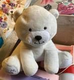 Schattige witte KIKA beer, hoogte 26 cm, Ophalen of Verzenden, Zo goed als nieuw, Beer