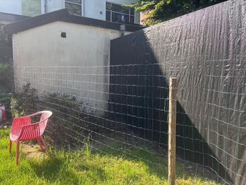 Hekwerk 11 meter lang 152cm hoog beschikbaar voor biedingen