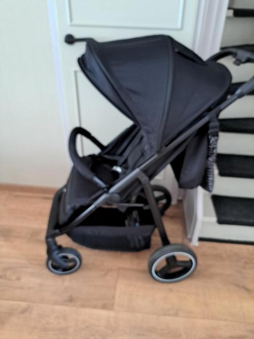 Buggy, Kinderen en Baby's, Buggy's, Zo goed als nieuw, Overige merken, Regenhoes, Zonnekap, Ophalen of Verzenden