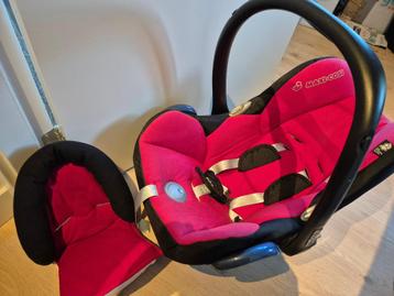 maxi cosi beschikbaar voor biedingen