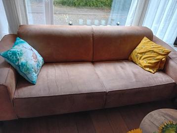 Cognac bank en fauteuil - in goede staat! beschikbaar voor biedingen