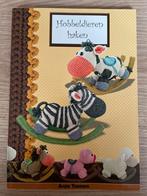 Anja Toonen - Hobbeldieren haken, Ophalen of Verzenden, Zo goed als nieuw, Anja Toonen