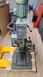 Zware Huvema tafel boormachine met tandwielkast, Doe-het-zelf en Verbouw, Ophalen, Gebruikt, 600 watt of meer, Boormachine