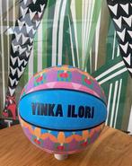 Basketball- Design Yinka Ikori, Ophalen, Yinka Ilori, Yinka Ilori, Zo goed als nieuw
