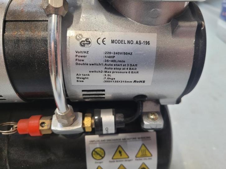 Airbrush Compressor AS-196, Doe-het-zelf en Verbouw, Compressors, Gebruikt, 6 tot 10 bar, Minder dan 25 liter, Minder dan 200 liter/min