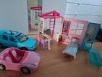 Inklapbaar Barbiehuis met Accessoires en 2 Auto's, Kinderen en Baby's, Speelgoed | Poppenhuizen, Ophalen of Verzenden, Gebruikt