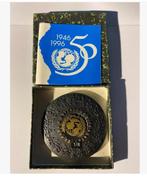 Plaquette Unicef 50 jaar Porugees 1946-1996 in doos, Antiek en Kunst, Ophalen of Verzenden