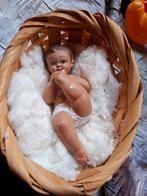 Vintage Kerststal Baby Jezus in Mand, Antiek en Kunst, Ophalen of Verzenden