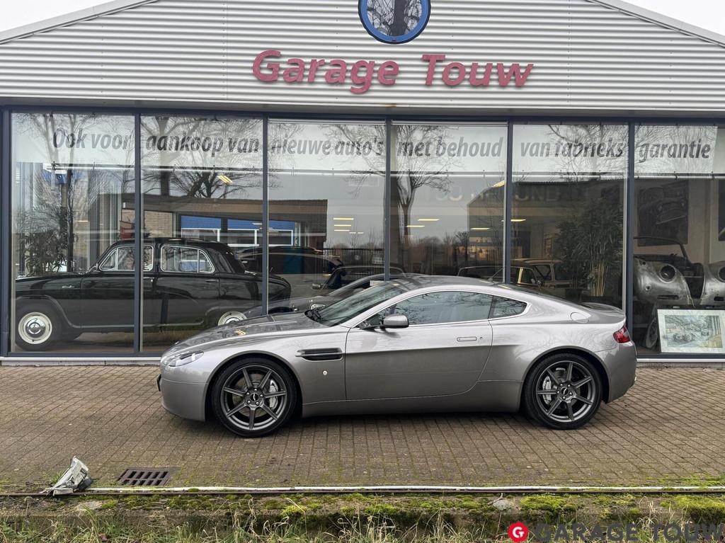 Aston Martin V8 Vantage 4.3 V8 Handgeschakeld, 55000KM!, Auto's, Aston Martin, 12 maanden, Achterwielaandrijving, Gebruikt, Leder