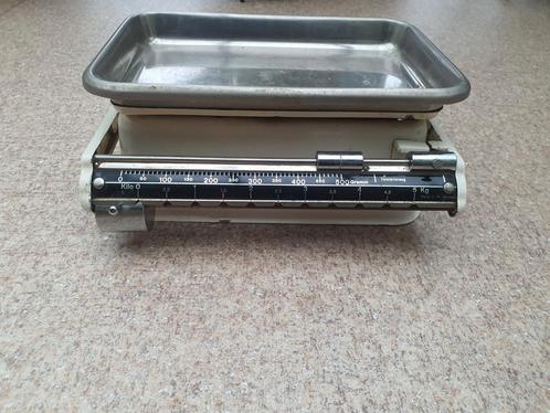 Vintage weegschaal, Witgoed en Apparatuur, Weegschalen, Gebruikt, Keukenweegschaal, 1 tot 500 gram, Minder dan 10 kg, Ophalen of Verzenden