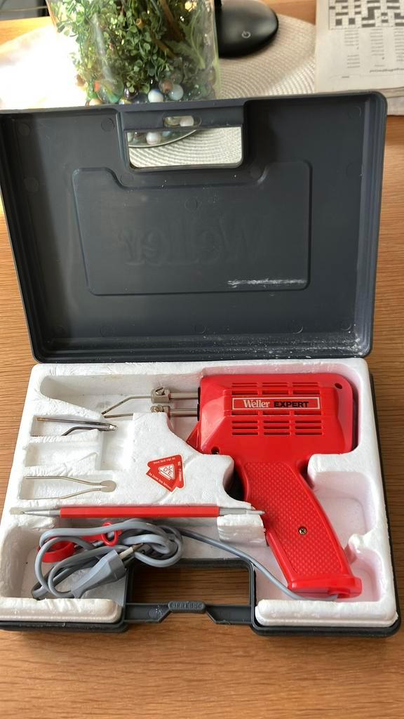 Weller Soldeerpistool / Soldeerbout 8100 UC. In koffertje., Doe-het-zelf en Verbouw, Gereedschap | Handgereedschap, Zo goed als nieuw