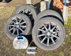 set winterbanden op velg (205/55 R16 Toyota Avensis), Ophalen, Gebruikt, 16 inch, Banden en Velgen