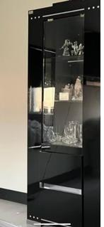 2 Swarovski vitrine kasten en tv meubel, 25 tot 50 cm, Gebruikt, Ophalen of Verzenden