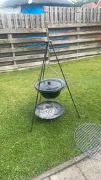 Driepoot met grillrooster en kookpan., Ophalen, Gebruikt, Onbekend