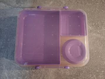 Lunchbox grotere maat beschikbaar voor biedingen