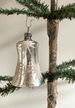 Brocante oude kerstbal klokje zilver, Antiek en Kunst, Curiosa en Brocante, Verzenden
