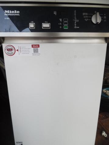 Miele Professional  G7831 Thermodesinfector  DEFECT beschikbaar voor biedingen