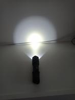 Zaklamp Fenix TK 16, Ophalen of Verzenden, Zo goed als nieuw, Batterij