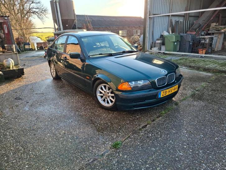 BMW 3-Serie 1.9 I 77KW 316 1999 Groen, Auto's, BMW, 3-Serie, Benzine, Sedan, Handgeschakeld, Origineel Nederlands, Groen, Achterwielaandrijving