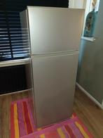 Koelkast - Koel-vriescombi Quigg 204L Energie A++, Witgoed en Apparatuur, Ophalen, Zo goed als nieuw, Met aparte vriezer, 140 tot 160 cm