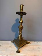kraag kandelaar messing, laat 17e eeuw met leeuwenpoten., Antiek en Kunst, Verzenden, Koper