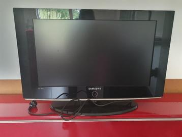 Samsung tv LE26S81BX/XEC , oudje maar werkt nog beschikbaar voor biedingen