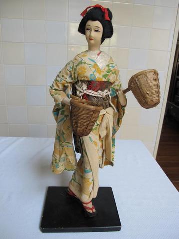 geisha pop  beschikbaar voor biedingen