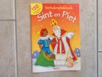 3 SINTERKLAAS lees of voorleesboek met ingeplakte plaatjes, Diversen, Sinterklaas, Ophalen of Verzenden, Zo goed als nieuw