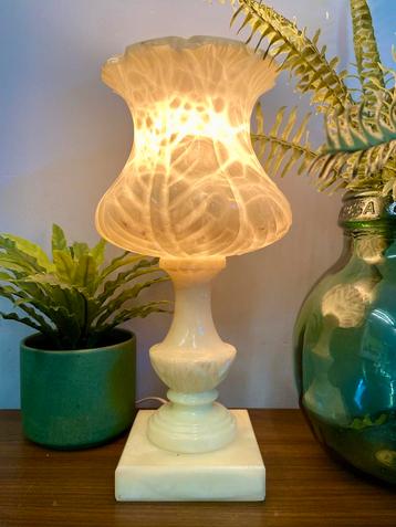 Vintage tafellamp albast jaren 50 natuursteen lamp beschikbaar voor biedingen