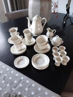 Compleet Servies - Koffie, Gebak, Diner, Huis en Inrichting, Keuken | Servies, Ophalen, Gebruikt, Effen, Aardewerk