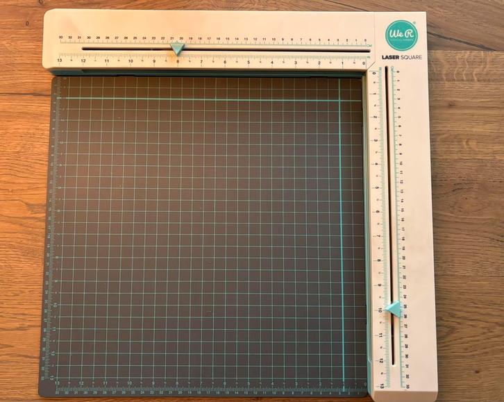 We R Memory Keepers Laser square, Hobby en Vrije tijd, Knutselen, Zo goed als nieuw, Ophalen of Verzenden