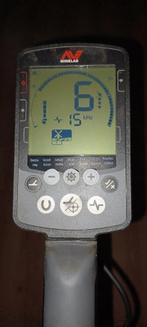 Equinox 600, Hobby en Vrije tijd, Metaaldetectors, Meer dan 30 cm, Ophalen of Verzenden, Zo goed als nieuw, Minelab