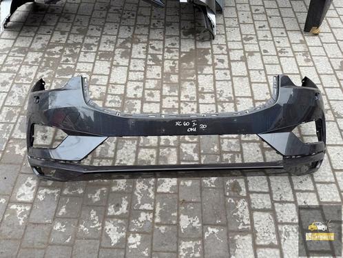 Volvo XC60 II voorbumper, Auto-onderdelen, Carrosserie en Plaatwerk, Bumper, Volvo, Gebruikt, Ophalen of Verzenden