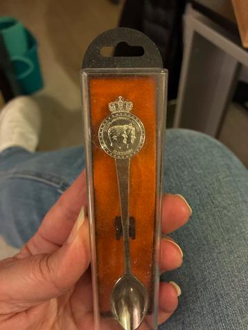 Douwe Egberts Lepeltje Koningshuis beschikbaar voor biedingen