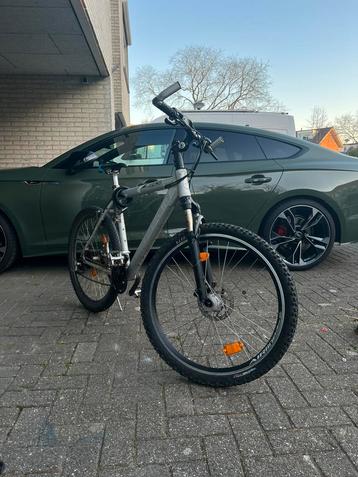 Mooie mountainbike beschikbaar voor biedingen