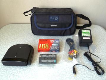 Sony-Laserlink-Hi8+accu+cassette+tas enz. Nieuw !!   beschikbaar voor biedingen