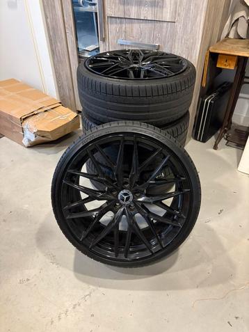 Mercedes 20 inc velgen glans zwart falken banden  beschikbaar voor biedingen
