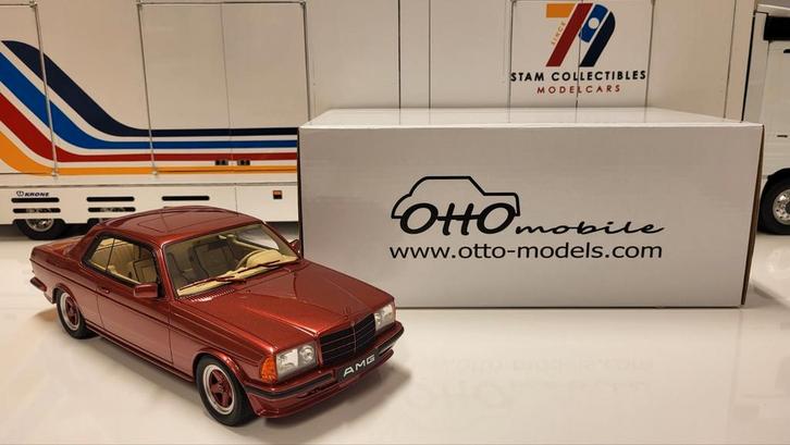 Otto Mobile Mercedes-Benz W123 C123 500CE Red, Hobby en Vrije tijd, Modelauto's | 1:18, Zo goed als nieuw, Auto, OttOMobile, Ophalen of Verzenden