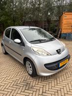 Peugeot 107 1.0 12V 5DR 2009 Grijs, Auto's, Voorwielaandrijving, 4 stoelen, 68 pk, Handgeschakeld