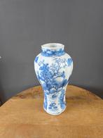 Kangxi Vaas met Master of the Rocks Decor, Ophalen of Verzenden