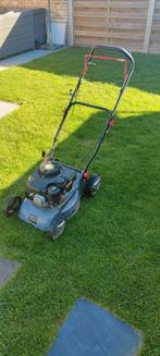 Grasmaaier, Ophalen of Verzenden, Zo goed als nieuw, 30 t/m 39 cm, Benzine-grasmaaier