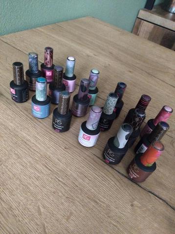 12 potjes Pink Gellac  beschikbaar voor biedingen