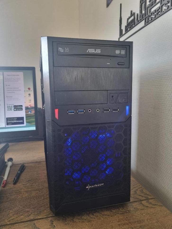 Sharkoon Game PC . Kleine prijs!, Spelcomputers en Games, Games | Pc, Zo goed als nieuw, Avontuur en Actie, 1 speler, Ophalen