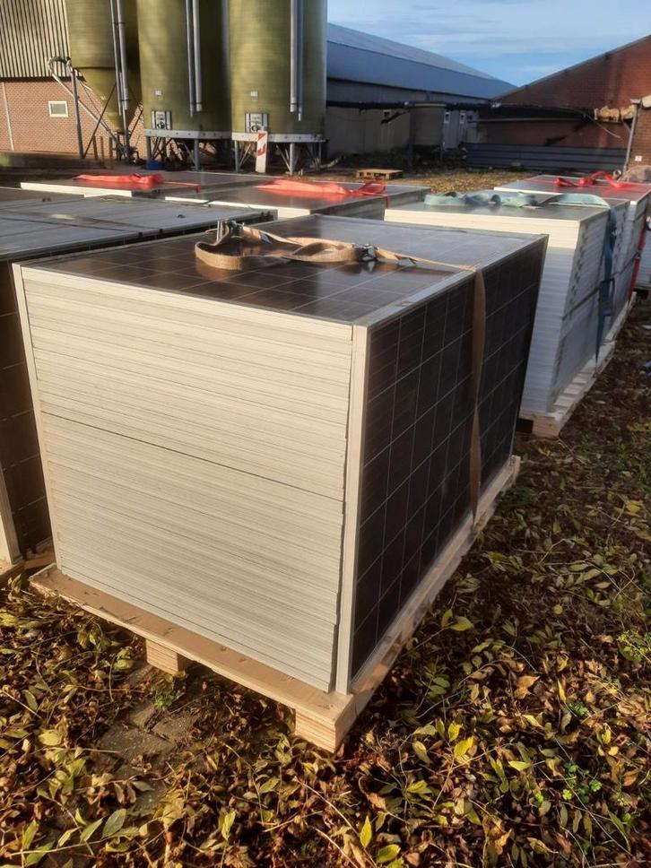 Zonnepanelen, complete installatie!, Doe-het-zelf en Verbouw, Zonnepanelen en Toebehoren, Gebruikt, Paneel, 200 wattpiek of meer