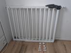 2 traphekjes wit hout verstelbaar, Kinderen en Baby's, Traphekjes, Ophalen, Gebruikt, 100 tot 115 cm, Schroefhekje