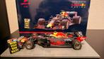Max Verstappen 1:18 RB15 Chinese GP 2019, Ophalen of Verzenden, Zo goed als nieuw, Auto, Overige merken
