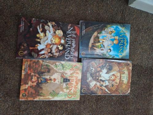 The promised neverland manga, Boeken, Strips | Comics, Zo goed als nieuw, Meerdere comics, Japan (Manga), Ophalen of Verzenden